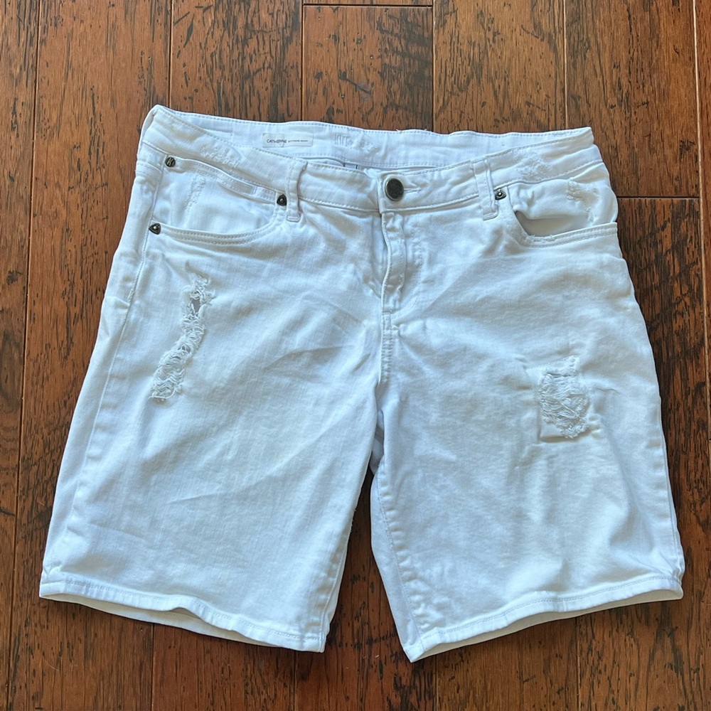 Women's White Kut From the cloth Distressed Denim Shorts